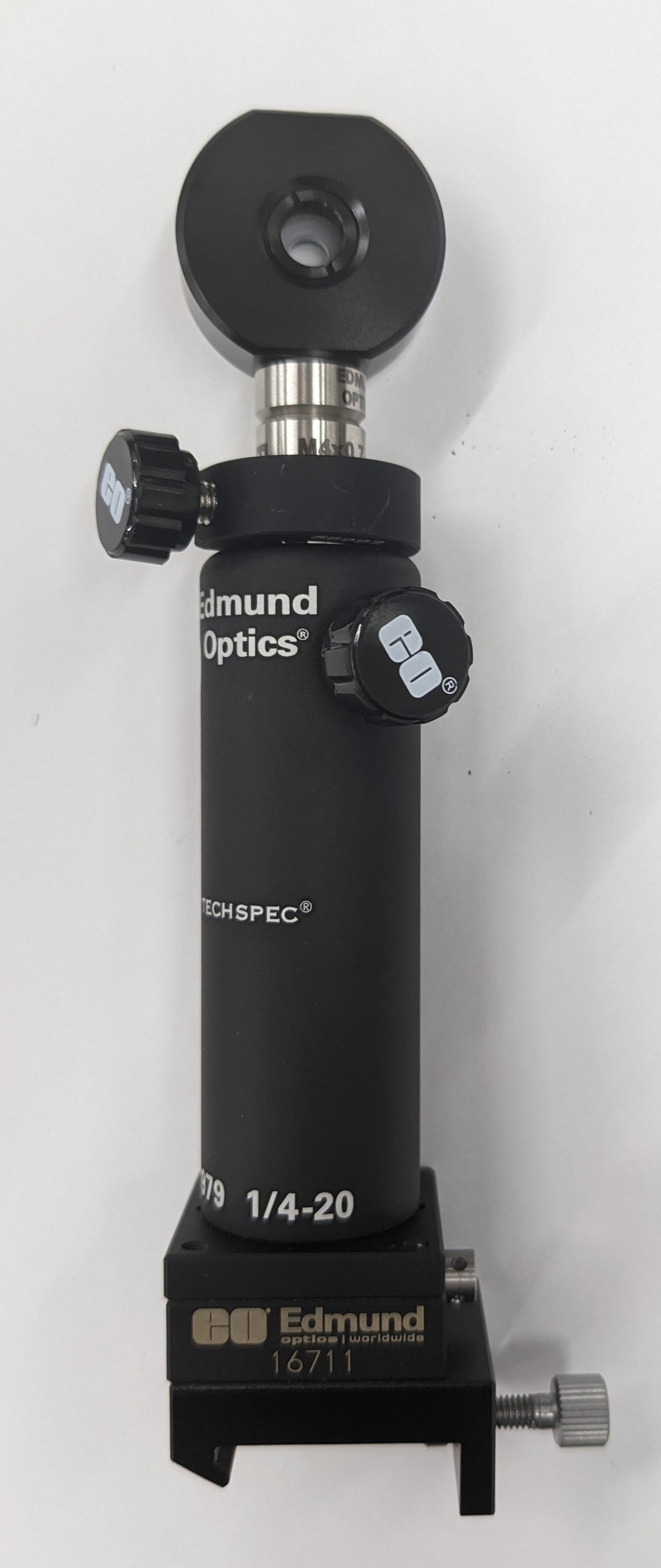 Plano-concave lens mount sub-assembly