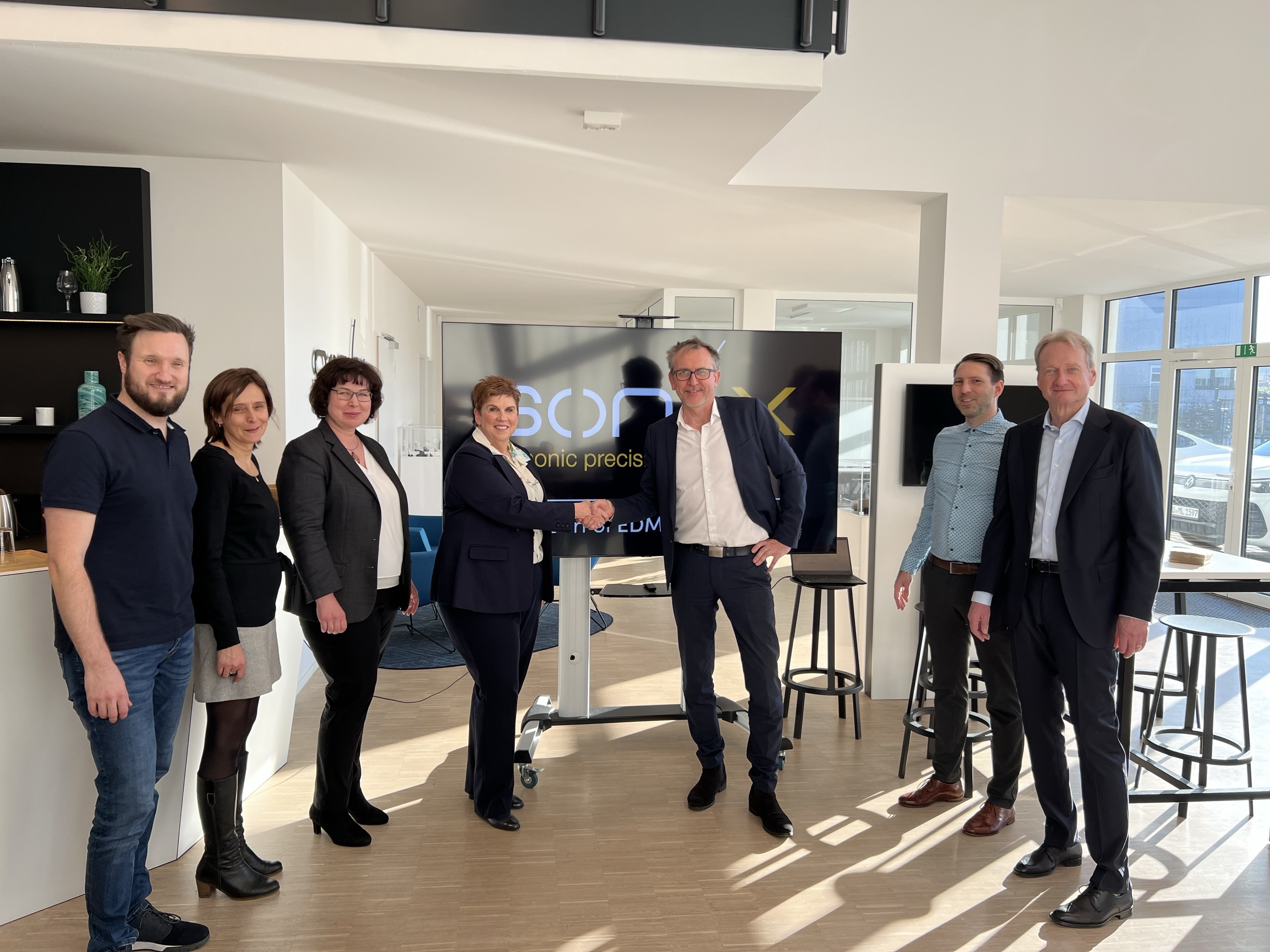 Edmund Optics Acquires son-x to Expand Manufacturing Capabilities and Strengthen Global Leadership in Providing Innovative Customer Solutions